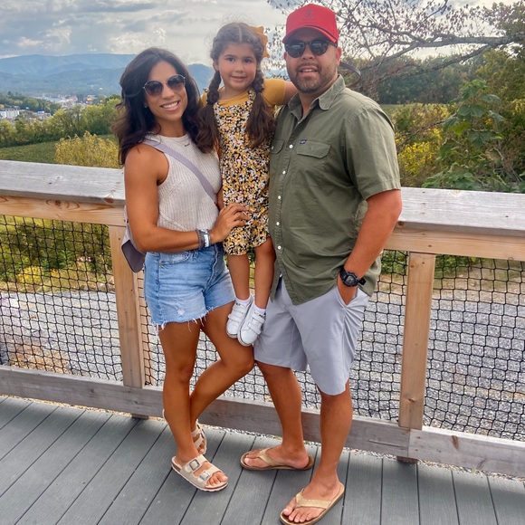 💕Meet your Posher, Anna-Maria💕 - Picture 2 of 11